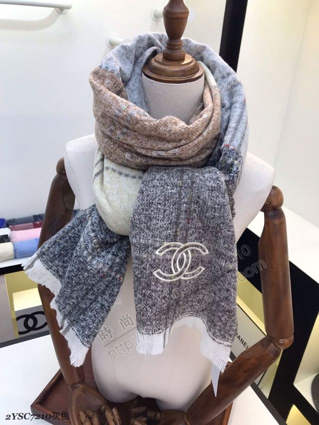 CHANEL圍巾 香奈兒秋冬獨家新款 雙C彩格羊毛披肩圍巾 CHANEL時尚條紋大長巾  llwj6859